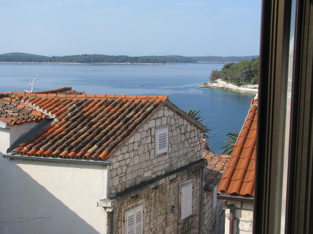 Apartments Ada Novak Hvar Town Room photo