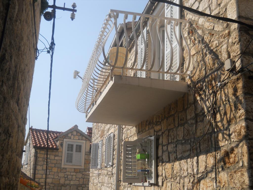 Apartments Ada Novak Hvar Town Room photo