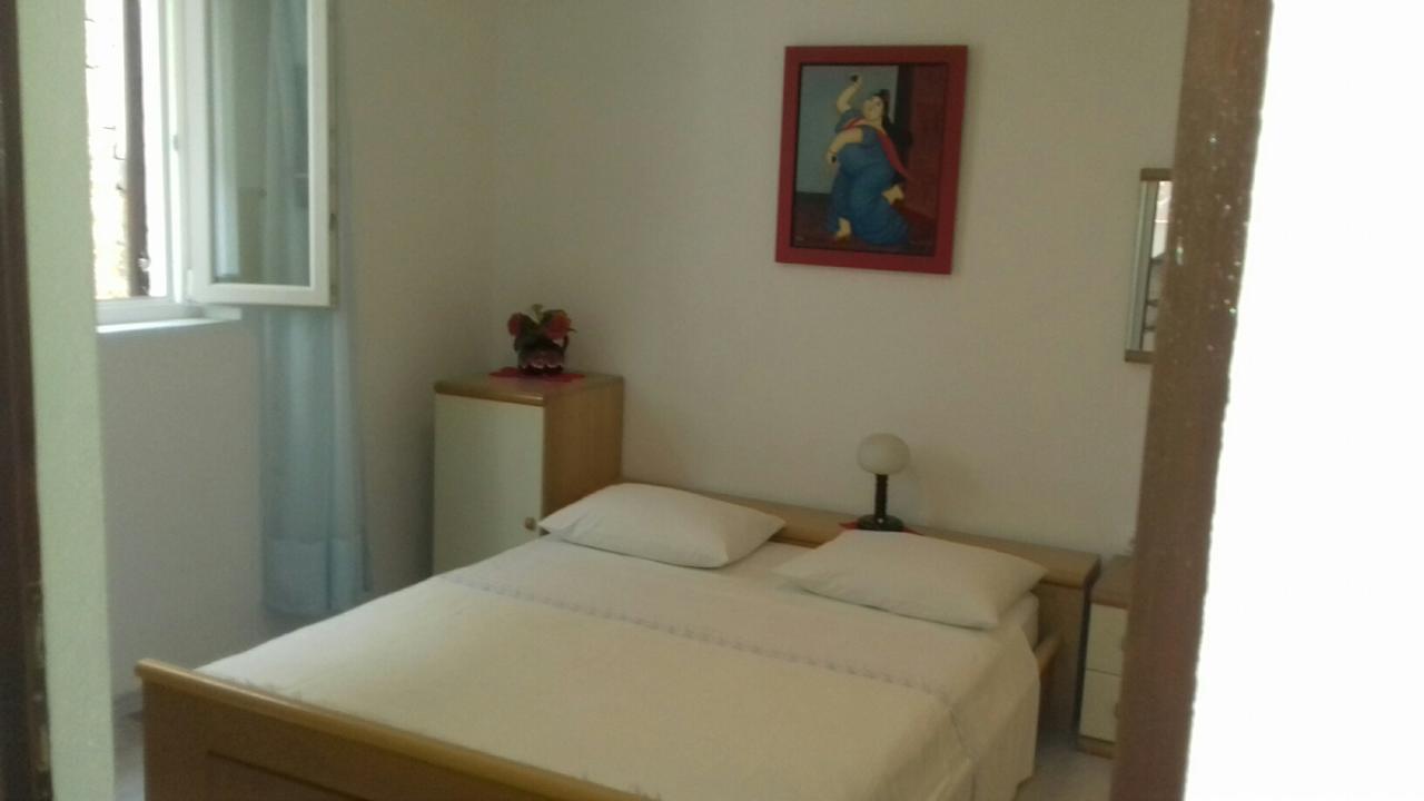 Apartments Ada Novak Hvar Town Exterior photo